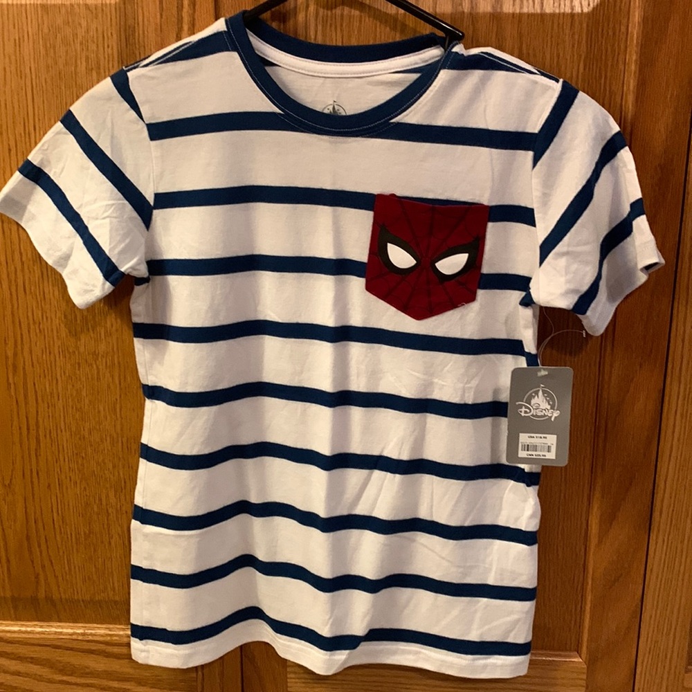 NWT Disney Spider-Man T-shirt boys size M (7/8)